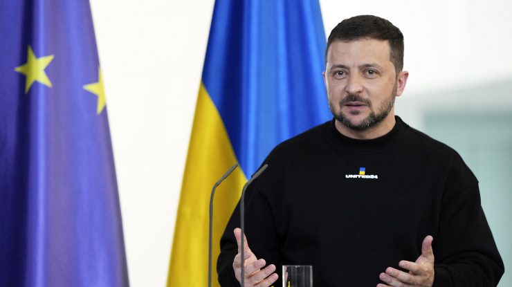 Zelenski: „Armata ucraineană caută 500.000 de noi soldați” 