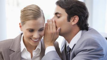 Bârfitul la job: Ce beneficii poate avea asupra angajaților și a companiei