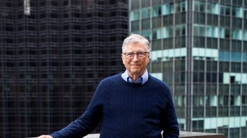 În Silicon Valley, tinerii renunță la facultate inspirați de giganții tech. Cred că diploma i-ar face să pară „prea cuminți” în fața investitorilor. Ce se întâmplă pe piața muncii din România