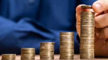 Mediul de business poate să răsufle uşurat pentru câteva luni: Salariul minim pe economie nu creşte de la 1 ianuarie 2024