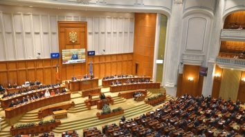 Bugetul României a intrat la dezbatere: Opoziția a propus mii de amendamente