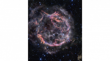Telescopul James Webb surprinde cea mai clară imagine a unei supernove. Cassiopeia A se află la 11.000 de ani lumină de Pământ