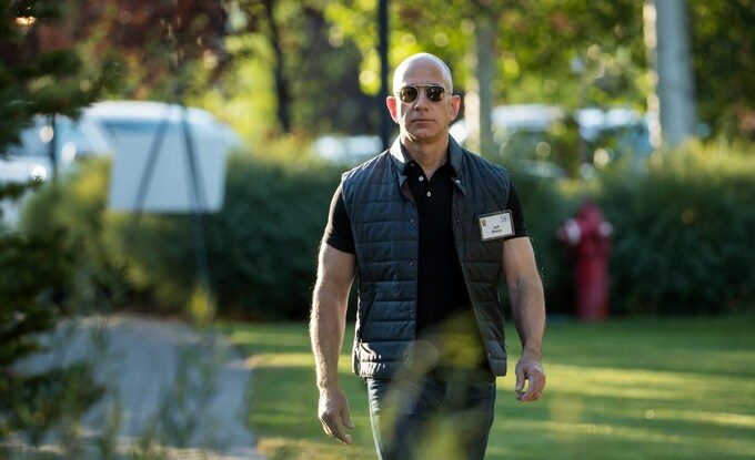 Cum e să fii vecin cu Bezos? Dezvăluirile comunității exclusiviste din Hunts Point