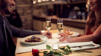 Ce cadou îi faci jumătății tale de Crăciun? „Schimbul de experiență”, cel mai nou trend