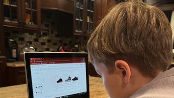 Cum te asiguri că vine Moș Crăciun cu un cadou potrivit? Un copil și-a prezentat lista de dorințe în PowerPoint