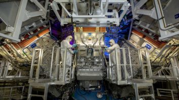 Oamenii de știință reușesc să reproducă de trei ori descoperirea istorică în domeniul fuziunii nucleare. Procesul ar putea oferi o sursă aproape nelimitată de energie