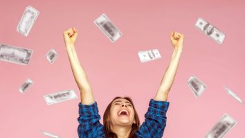 De câți bani ai nevoie să fii fericit? Milenialii din SUA spun că au nevoie de 525.000 $ pe an