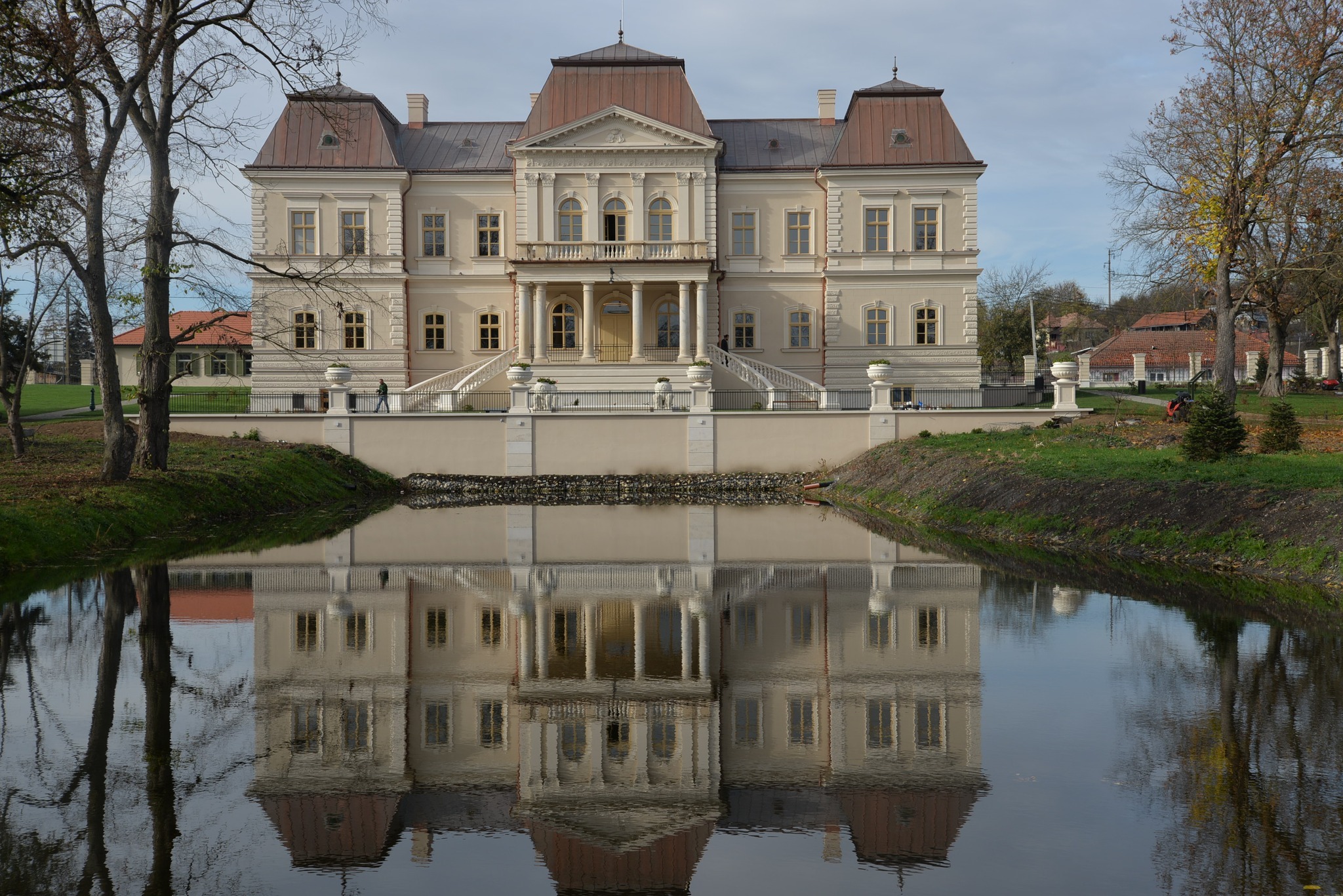 Castelul Bánffy își deschide porțile în mediul virtual, după ample lucrări de restaurare