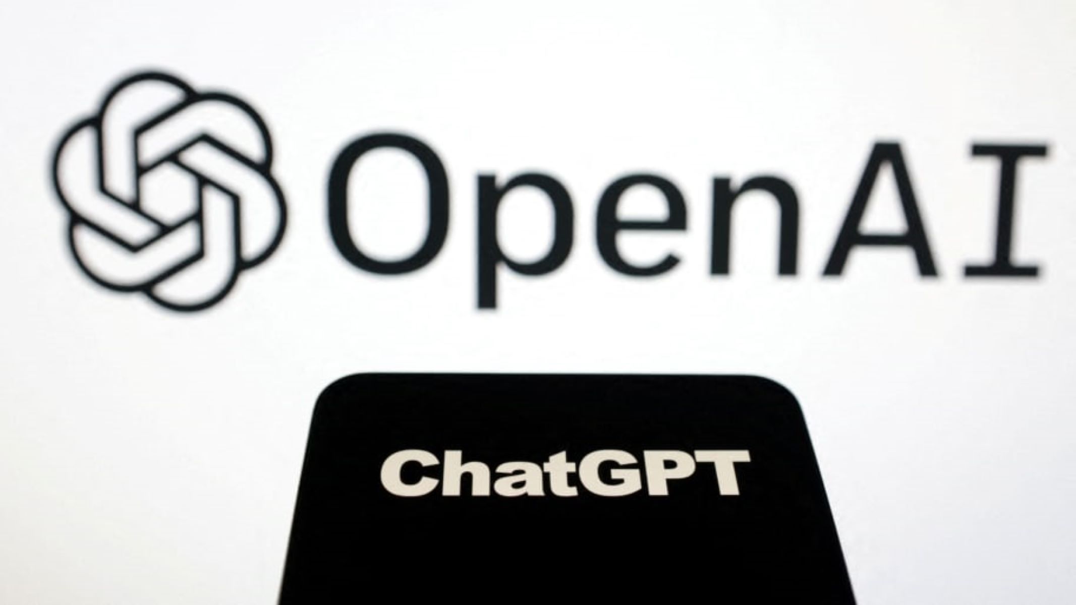 52% dintre răspunsurile oferite de ChatGPT conțin informații greșite. Ce au descoperit cercetătorii