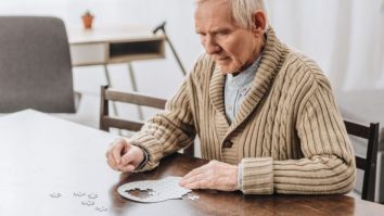 Cum te protejezi de demență? Cercetătorii au descoperit că trăsăturile de personalitate scad riscul să fii diagnosticat cu această boală