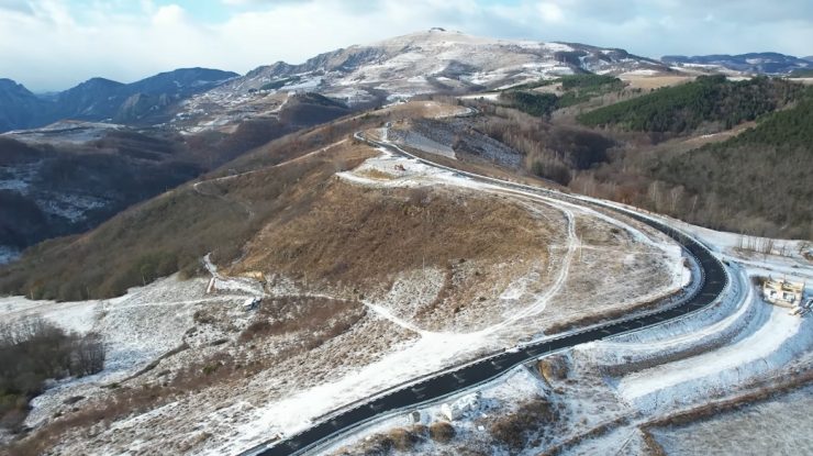 Primul tronson din drumul care va traversa Apusenii va fi inaugurat pe 15 decembrie. Acesta va purta numele de Transapuseana