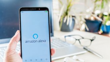 Amazon dezvăluie cele mai frecvente întrebări pe care utilizatorii le-au adresat asistentului vocal Alexa în 2023
