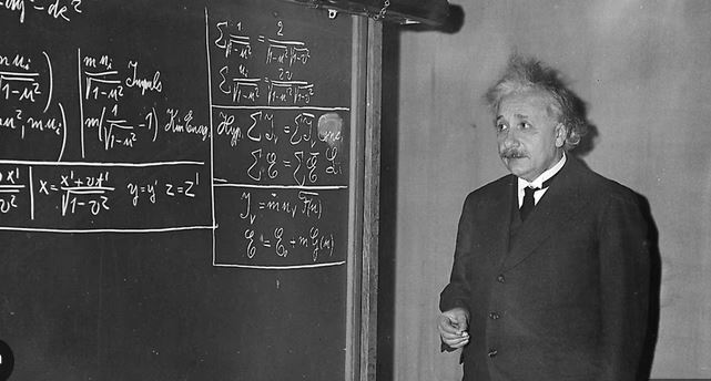 Cristian Român ar vrea să ia masa de Crăciun cu Einstein: „L-aș întreba cum își gestiona timpul”