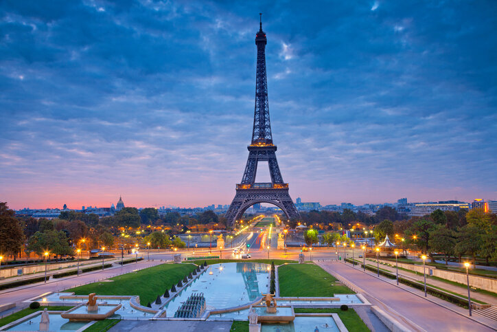 Turnul Eiffel devine o vizită mai scumpă