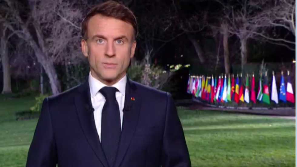 Macron, mesaj plin de optimism de Anul Nou: „2024 va fi anul mândriei și speranței franceze”