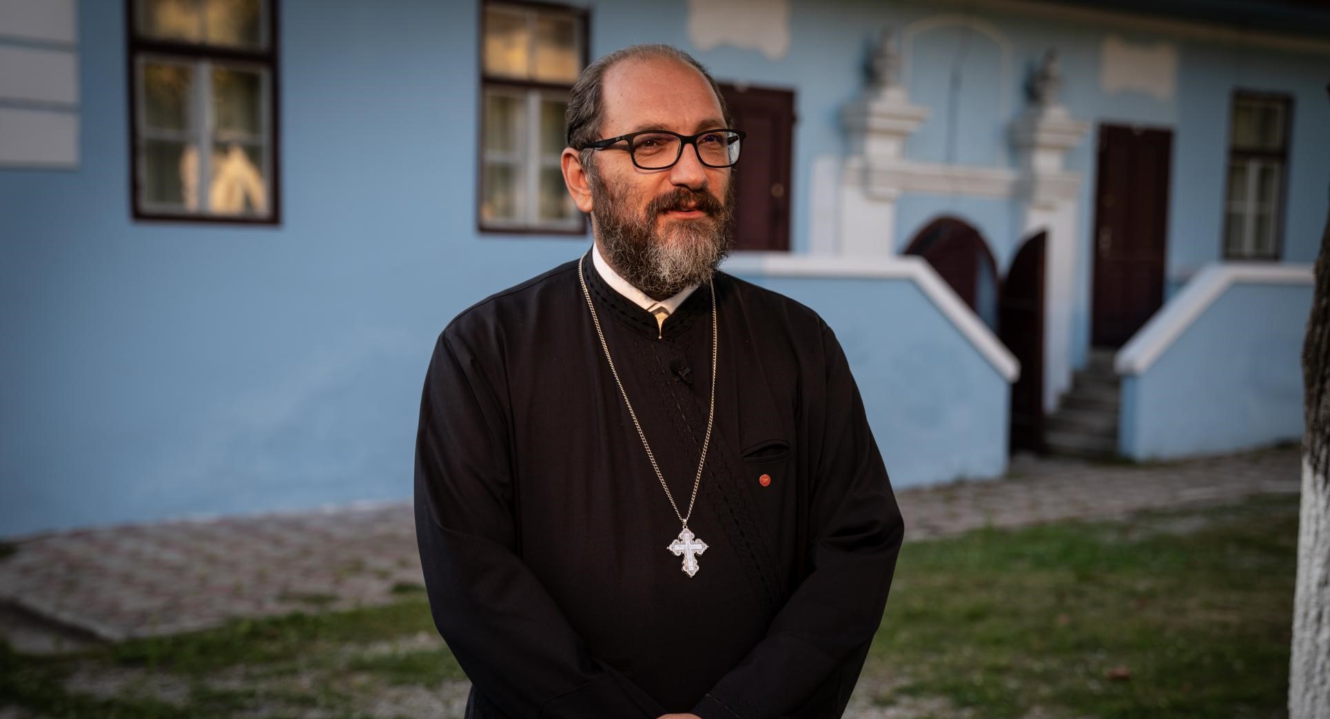 Părintele Constantin Necula: „De Crăciun, ca și de Paște, e nevoie să te întorci la Hristos”