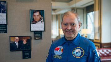 Dumitru Prunariu: „Copilăria încă mai durează la mine”