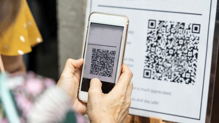 De ce trebuie să fim atenți când scanăm codurile QR? Oficialii avertizează cu privire la atacatorii care se folosesc de această tehnologie