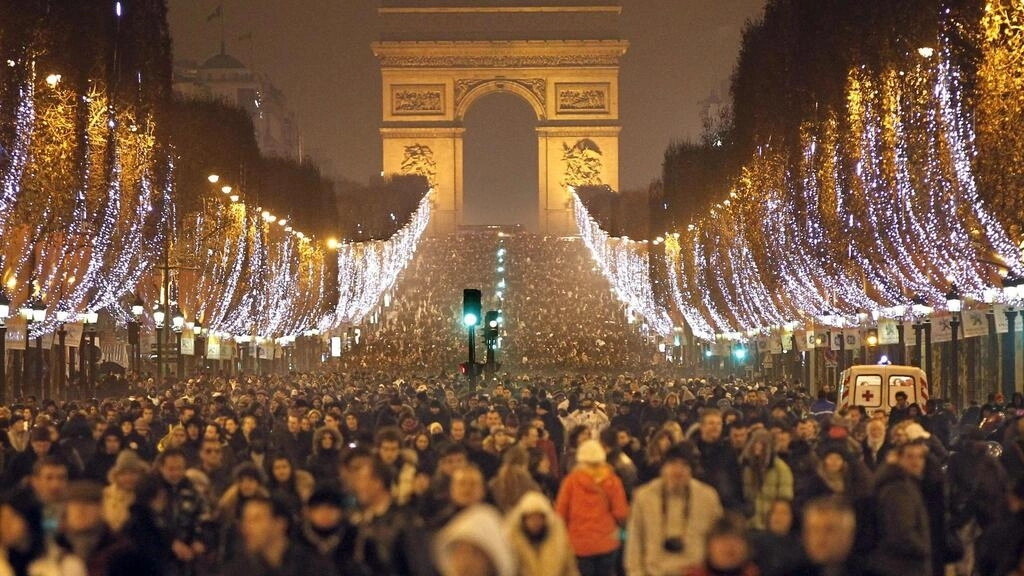 Cum se pregătește Parisul de Revelion? Programul evenimentelor de pe Champs-Élysées