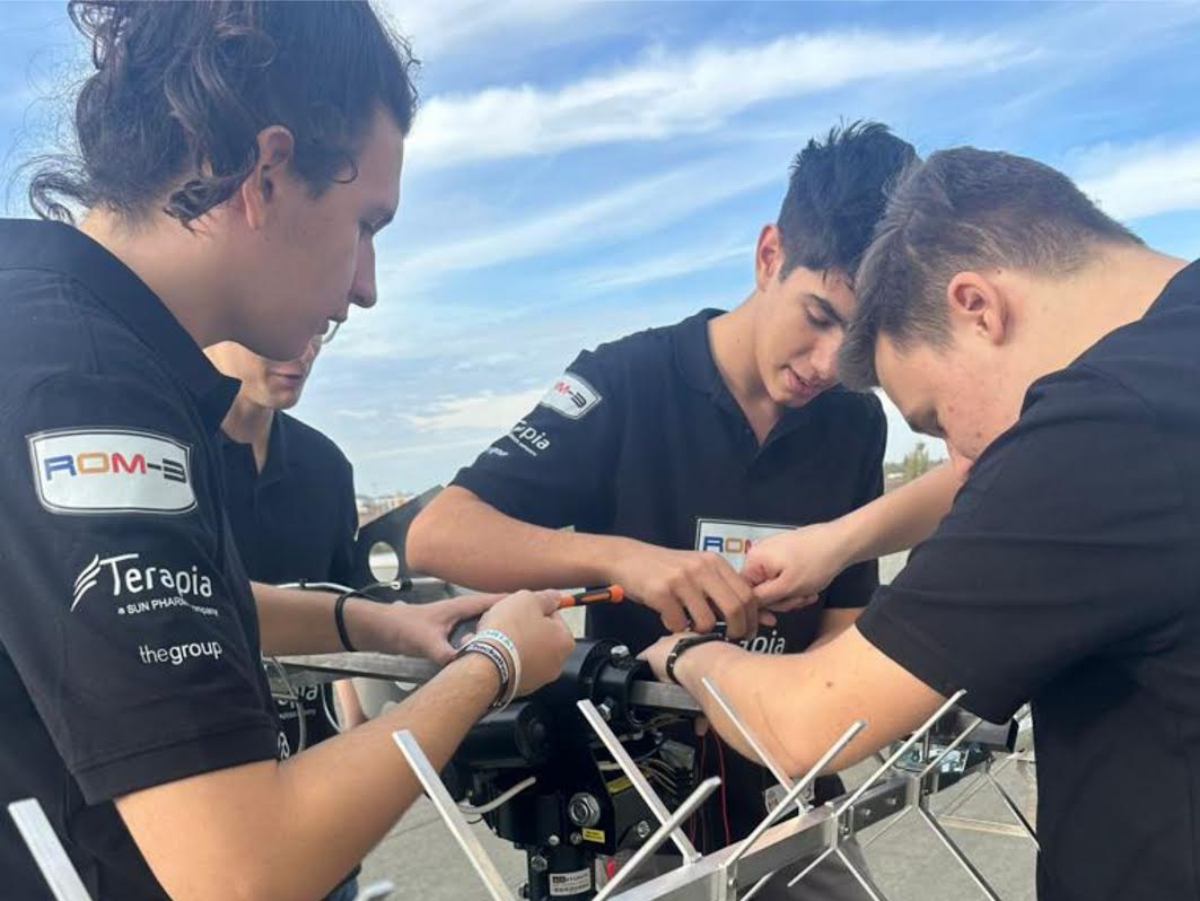 ROM-3, al doilea satelit românesc construit de elevi, a ajuns pe orbită şi este operaţional