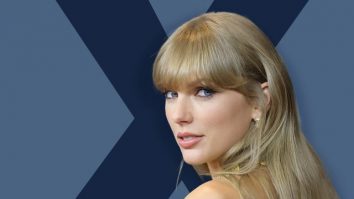 FOTO. Taylor Swift o susține pe Beyoncé la premiera filmului „Renaissance” din Londra. Ce a purtat artista