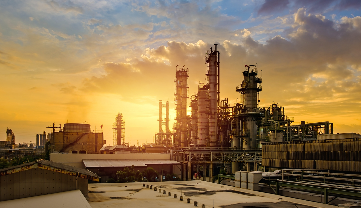 Prețul petrolului în 2024: Ce ne pregătește piața țițeiului în anul următor, la nivel global