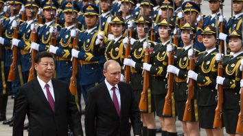 Rusia și China, aproape de formarea unei alianțe militare. SUA se află în fața celei mai mari amenințări de la Războiul Rece, avertizează analiștii