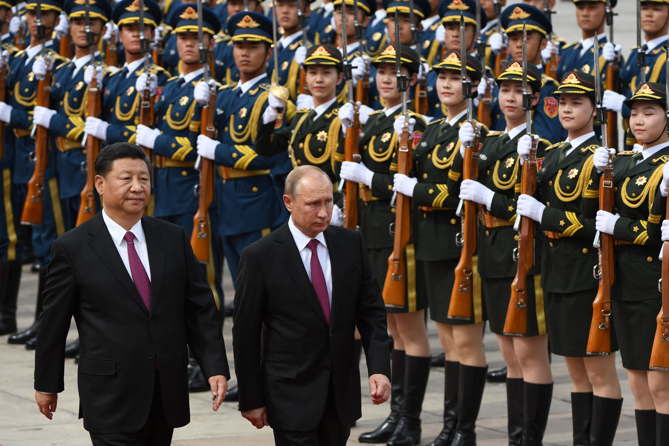 Rusia și China, aproape de formarea unei alianțe militare. SUA se află în fața celei mai mari amenințări de la Războiul Rece, avertizează analiștii