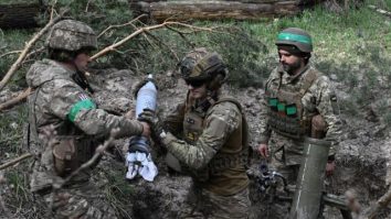 LIVE UPDATE. Ziua 707 de război în Ucraina. Ucraina susține că a lovit aerodromul din Crimeea