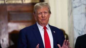 Trump are bani de dat: 400 de mii de dolari publicației The New York Times, după ce procesul său a fost respins