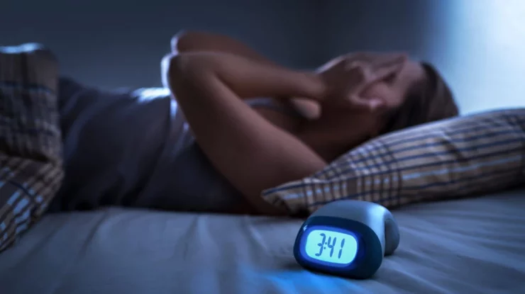 STUDIU. Au oamenii nevoie să hiberneze pe timpul iernii? Cum se explică nevoia intensă de somn în sezonul rece