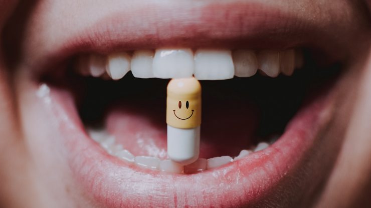 Consumul de droguri și alcool dăunează sănătății mintale. Ce efecte are asupra adolescenților?