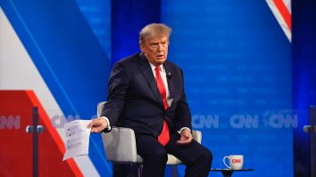 Trump, singurul candidat republican din istorie care obține un scor de peste 50% în adunările electorale din Iowa. Care sunt șansele să redevină președintele SUA