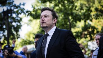 Cum și-au dublat averile primii 5 bogați ai planetei? Împreună dețin 869 de miliarde de dolari