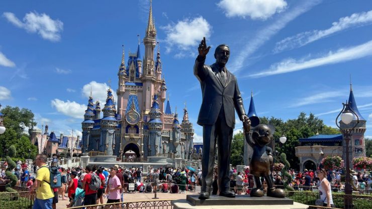 Arhitectura Walt, inspirată din realitate. În ce castele au locuit prințesele Disney