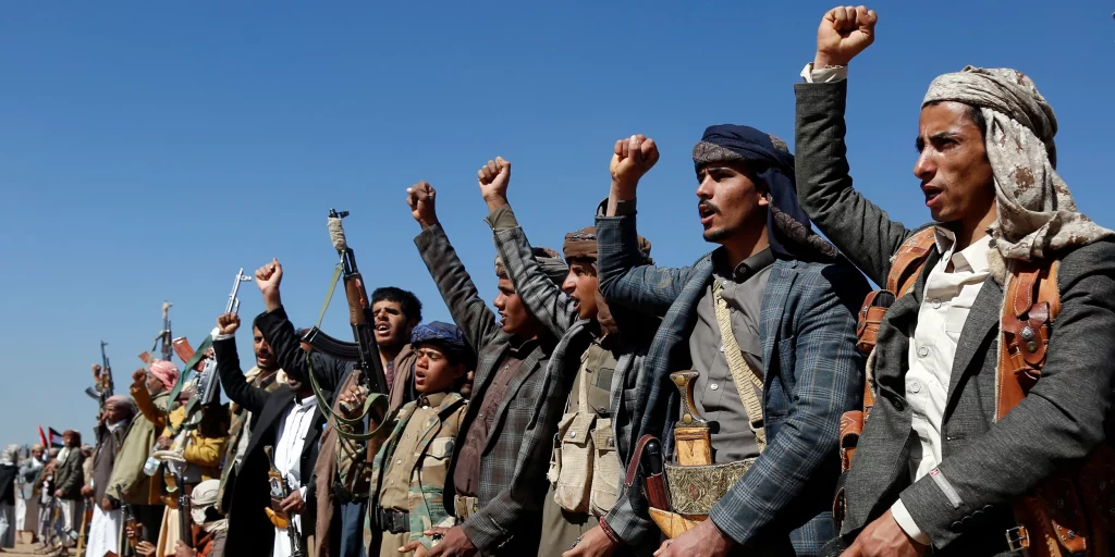 Noi atacuri pe Marea Roșie. SUA și Marea Britanie lansează noi atacuri împotriva Houthiilor