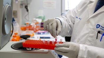 Un studiu arată că 40% din cazurile de cancer și aproape jumătate din decese sunt legate de stilul de viață. Ce obiceiuri cauzează apariția bolii