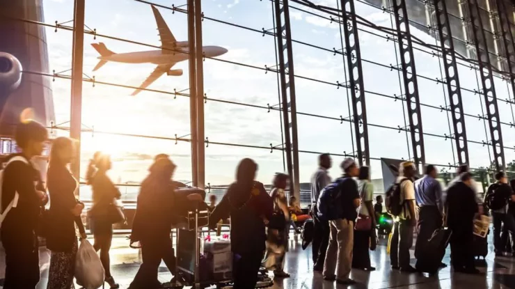 Cele mai mari aeroporturi din ţară se pregătesc cu investiţii majore pentru dublarea traficului