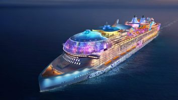 Icon of the Seas: Cel mai mare vas de croazieră din lume pleacă în călătoria inaugurală, din Miami