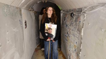 Tunelurile Hamas din Gaza au fost recreate în Israel pentru a marca 100 de zile de război