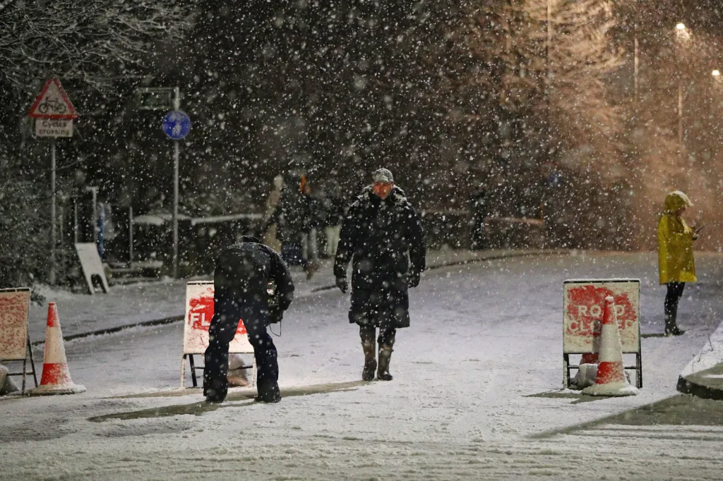 Vremea în România. Cod galben de ninsori și vânt în acest weekend