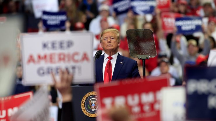 Donald Trump plănuiește un nou război comercial masiv cu China, dacă va fi reales