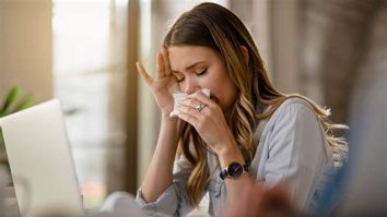 Răceala și gripa. Ce simptome le deosebesc