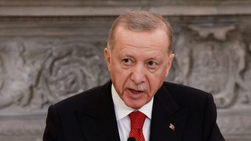 Erdoğan afirmă că Turcia este pregătită să intervină dacă Siria se destramă: „Vom lua rapid măsurile necesare”
