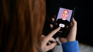 STUDIU: Poate A.I. să umple golurile sufletești? Prieteniile reale cu chatboți, duc la o singurătate mai mare