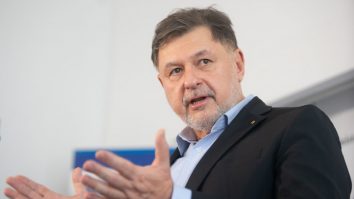Alexandru Rafila recomandă triaj zilnic în școli și părinții care au copii care strănută, au febră, să îi rețină la domiciliu