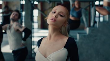 VIDEO. Ariana Grande și-a lansat videoclipul noii sale piese. Cum se numește viitorul său album?