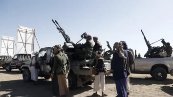 Marea Britanie și aliații săi „își rezervă dreptul de a răspunde în mod corespunzător” după ce un petrolier a fost lovit în largul coastelor Yemenului