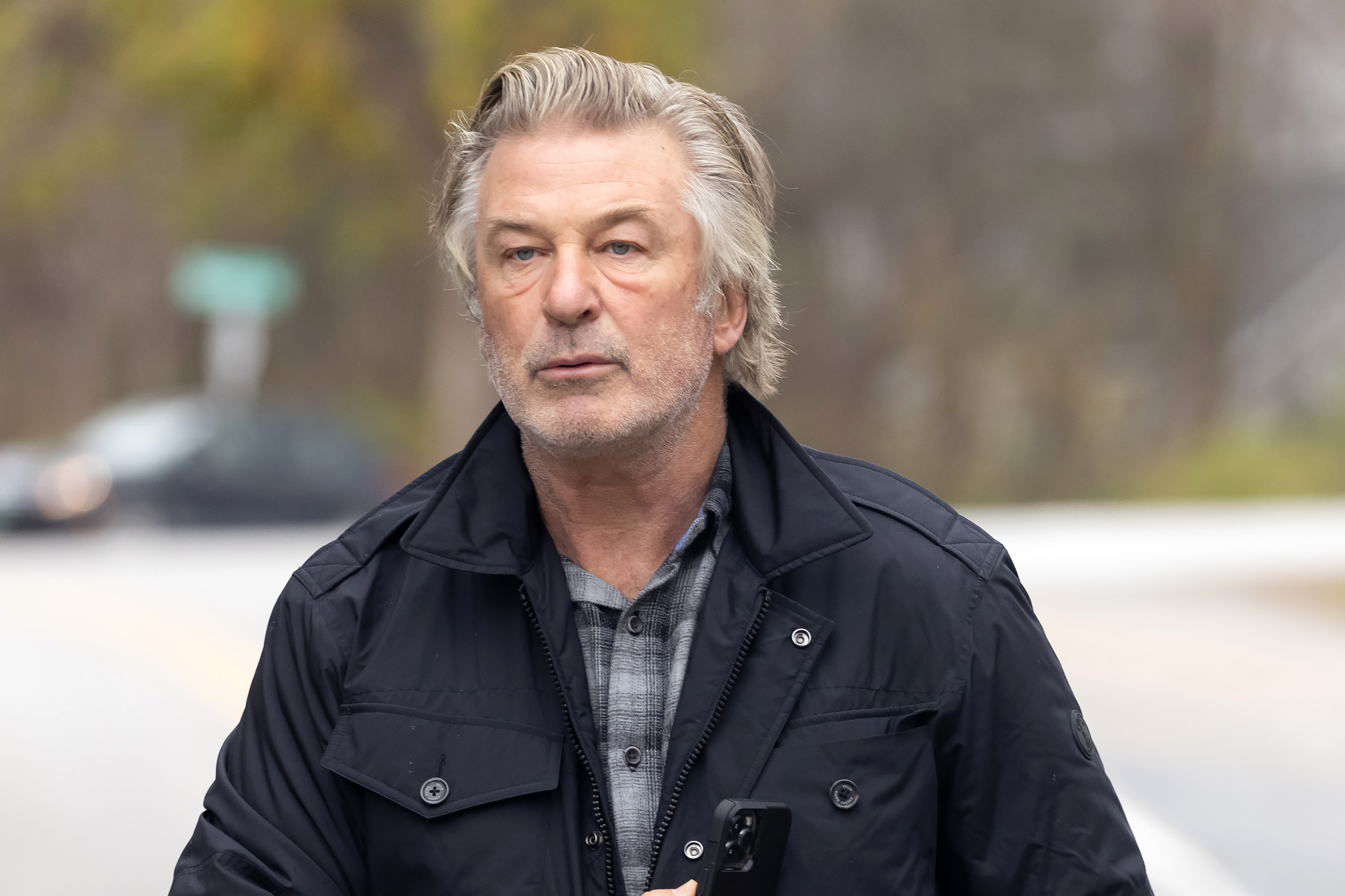 Alec Baldwin cere un proces rapid ca răspuns la noua acuzație de omucidere involuntară