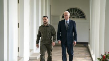 LIVE UPDATE. Ziua 696 de război în Ucraina. Ajutorul pentru Ucraina rămâne în incertitudine, în ciuda semnării de către Biden a legii cheltuielilor pe termen scurt